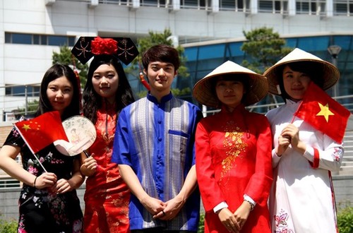 Việt Nam đứng thứ hai về số lượng du học sinh tại Hàn Quốc  - ảnh 1